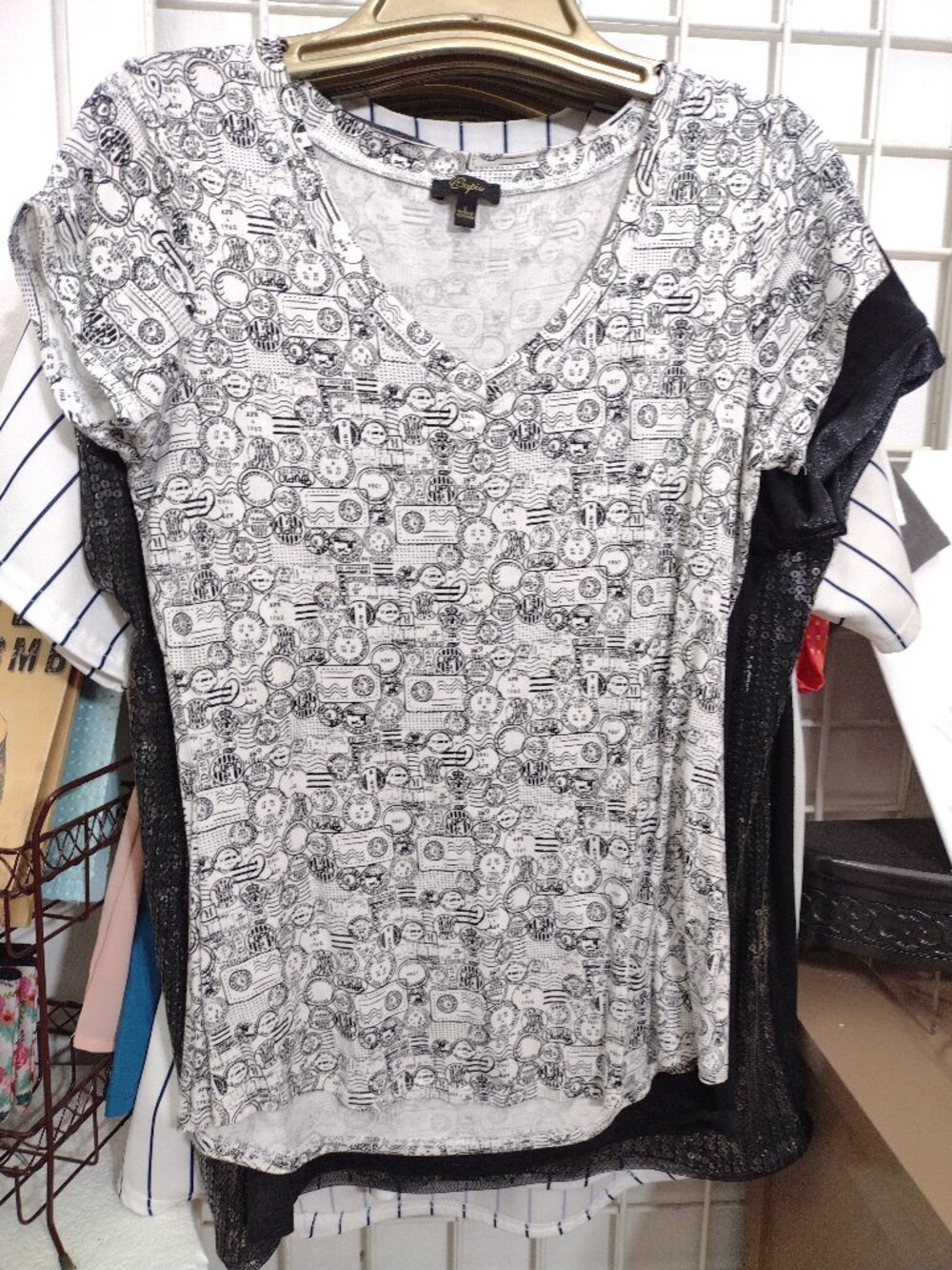 Tee T-Shirt Cupio Lg Stamps Soft V-neck Travel Mail